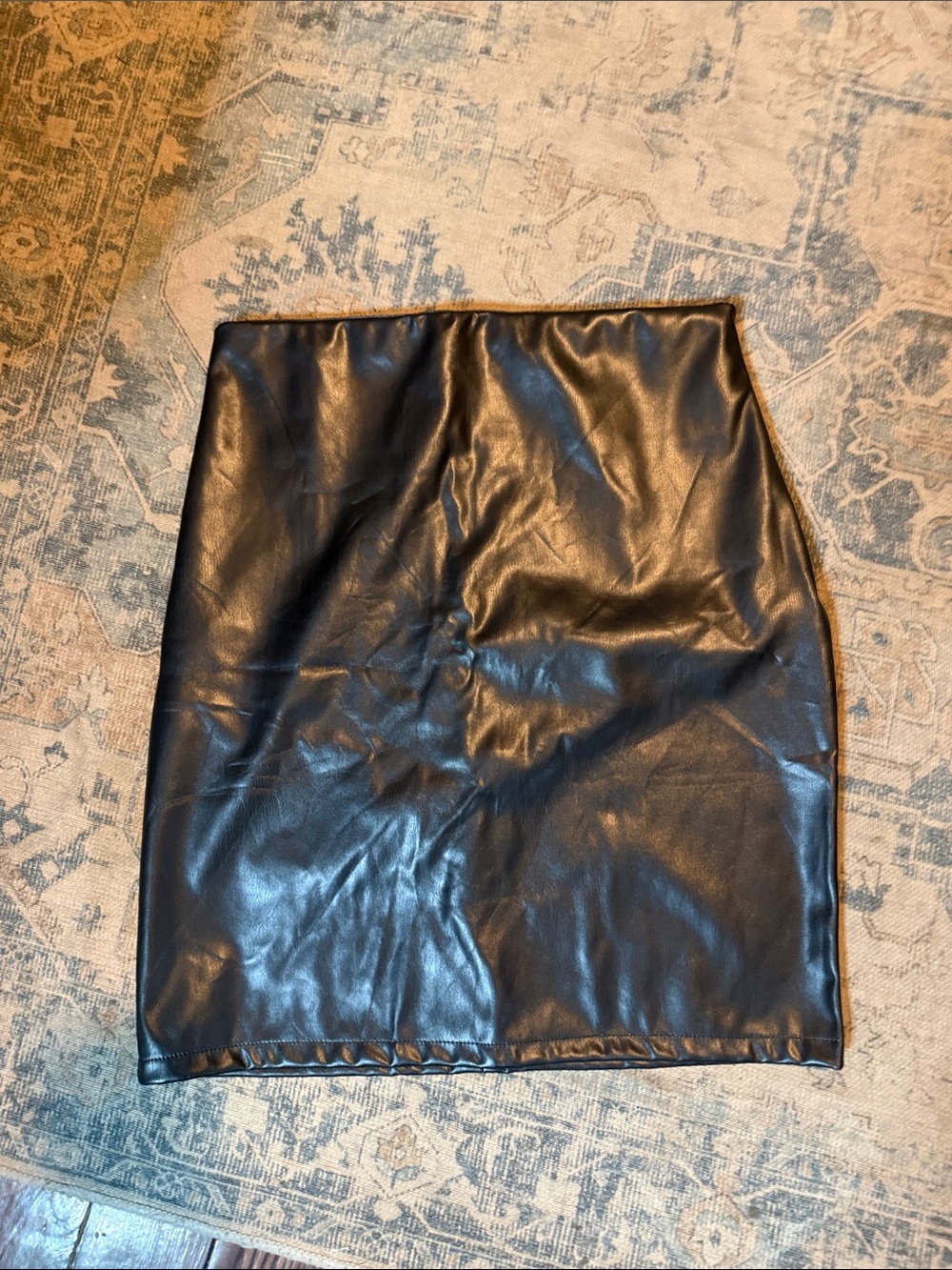 SHEIN Black Faux Leather Mini Skirt